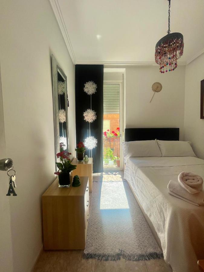 Habitacion Privada En Piso Compartido Valenza Esterno foto